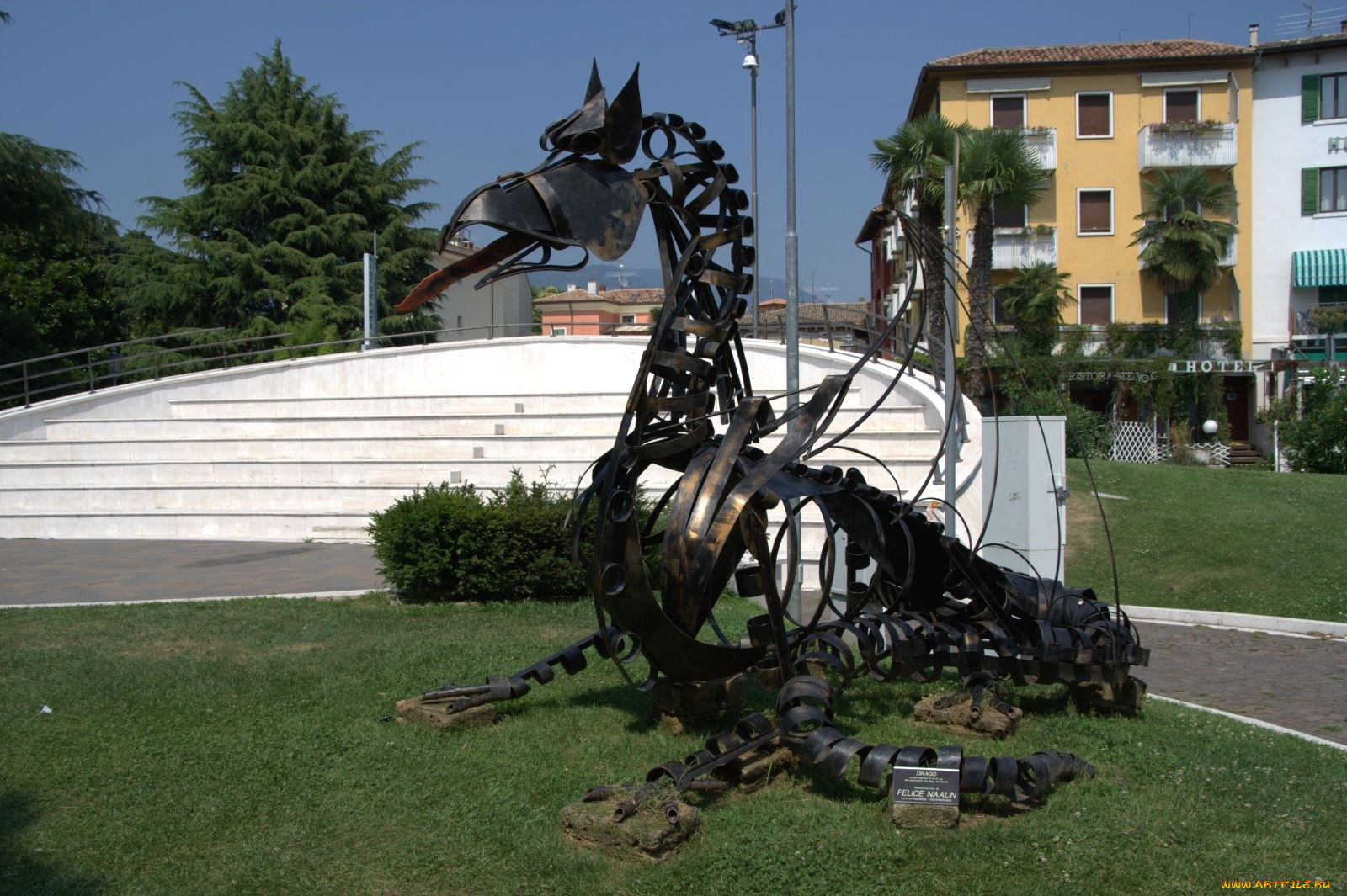 Железный дракон статуя железная